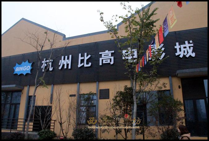 少妇人妻一区在线的相关介绍