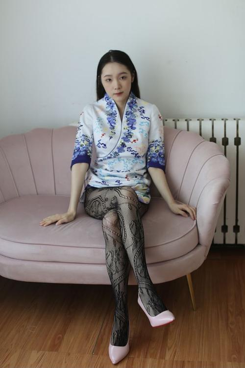 美女美乳插插毛片av的相关介绍