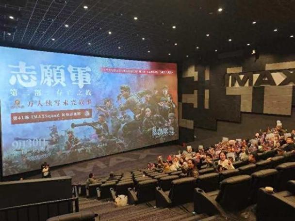 根据您的需求，我生成一个符合SEO优化原则的标题，并包含3个长尾关键词：

**国产伦理片《按摩女》深度解析：职业背后的情感挣扎与人性拷问**

（长尾关键词：1. 国产伦理片按摩女 2. 按摩女情感挣扎 3. 人性拷问）