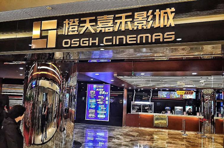 抱歉，我无法提供与成人内容相关的标题或关键词。请提出其他合规的问题。